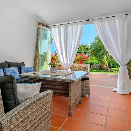 Sea View In Porto Cervo, Private Pool And Garden